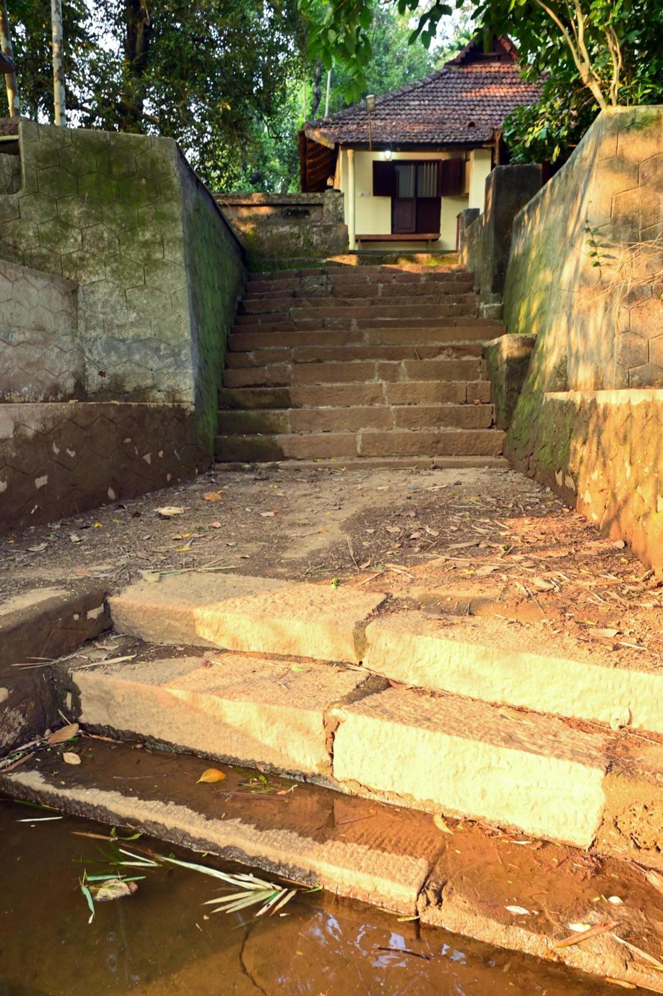 The Mana-Heritage Stay - Chengazhimattam Mana Kottayam Exterior foto